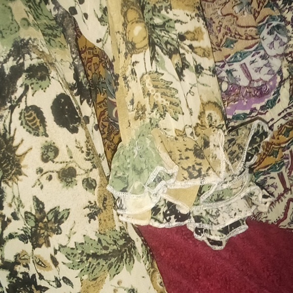 Blouse - Picture 3 of 3